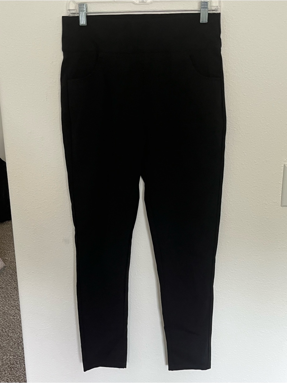 Women's Black Slim Ponte Skinny Pants